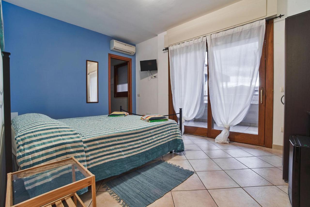 Hotel Arcibaleno Sabaudia Exterior foto